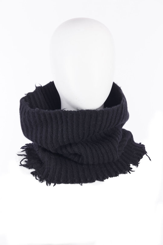 Schal GK03F26 black, Isabel Benenato