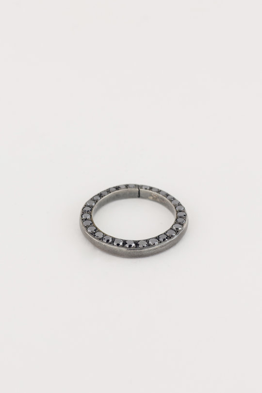 Ring 18 mit schwarzen Diamanten, Rosa Maria Jewellery