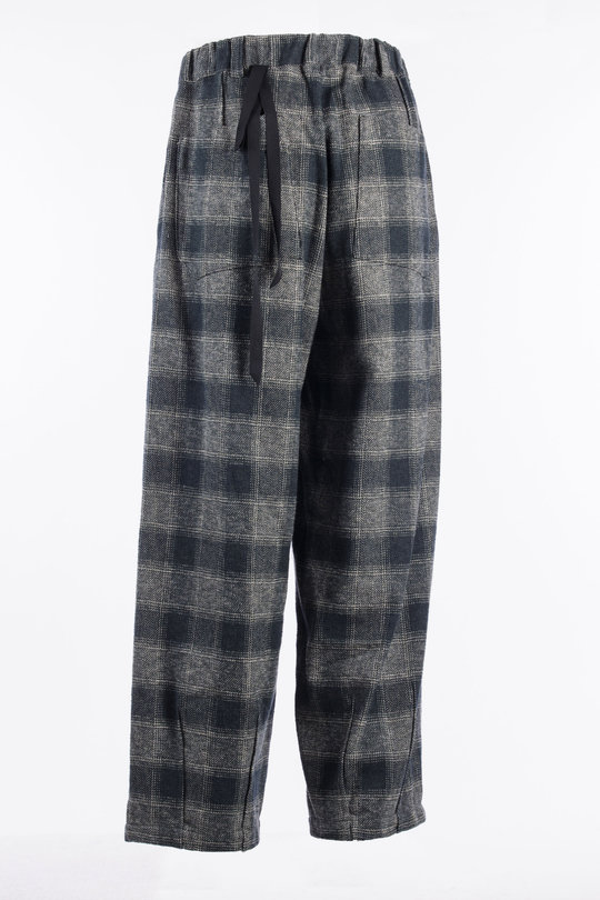 Hose Jim FW26-0139-003 Waistband Pleats Trousers Black/White, Marina Yee
